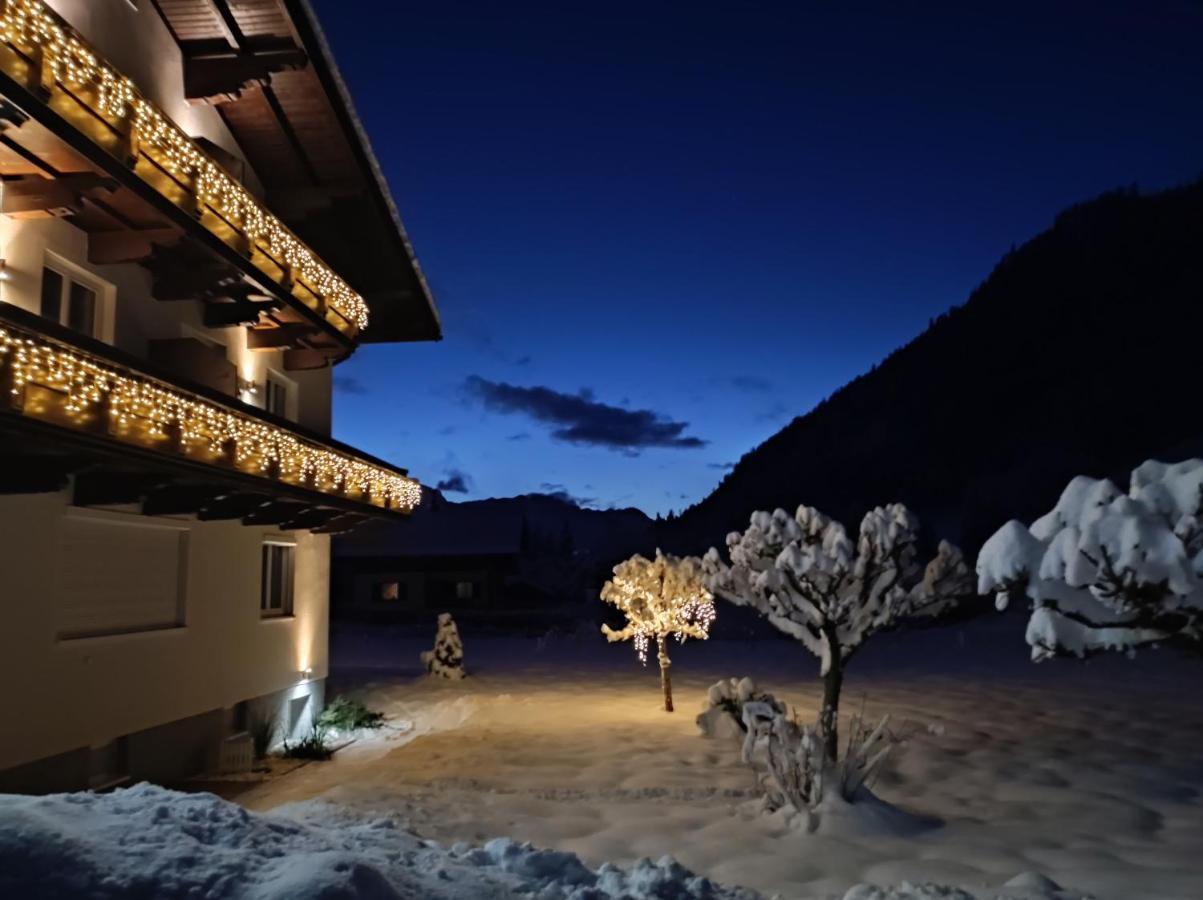 Gaestehaus Walpurga Russbach am Pass Gschuett Luaran gambar