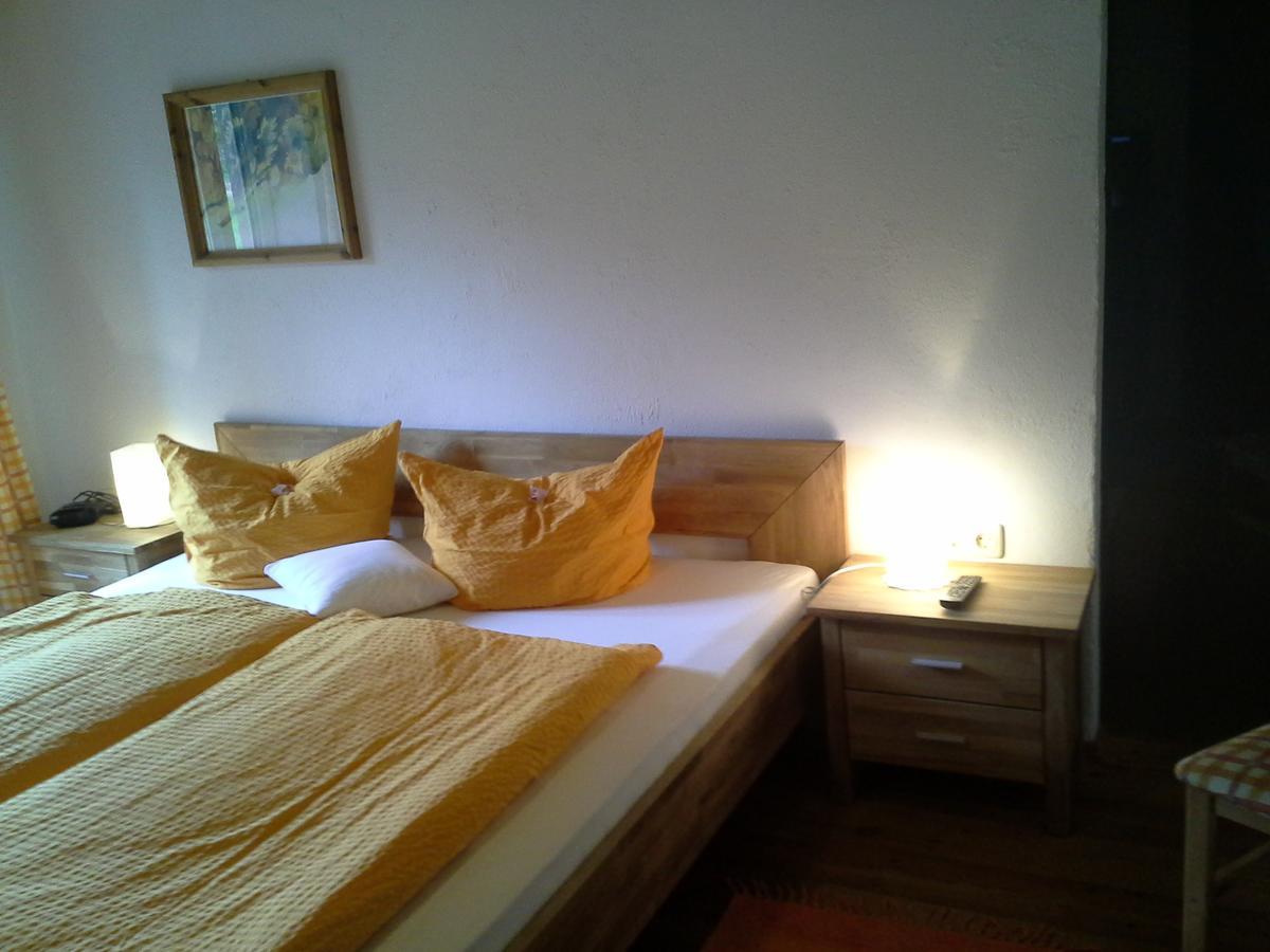 Gaestehaus Walpurga Russbach am Pass Gschuett Luaran gambar