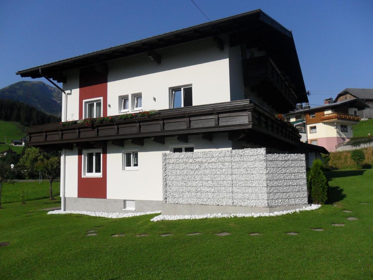 Gaestehaus Walpurga Russbach am Pass Gschuett Luaran gambar